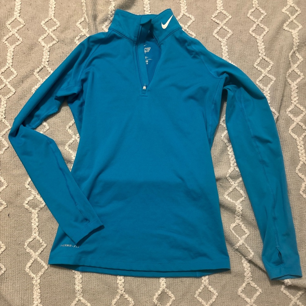 New - no tags Nike with thumb holes long sleeve